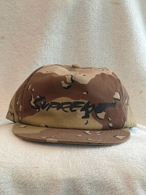 Supreme choclate chip camo hat SnapBack rare !